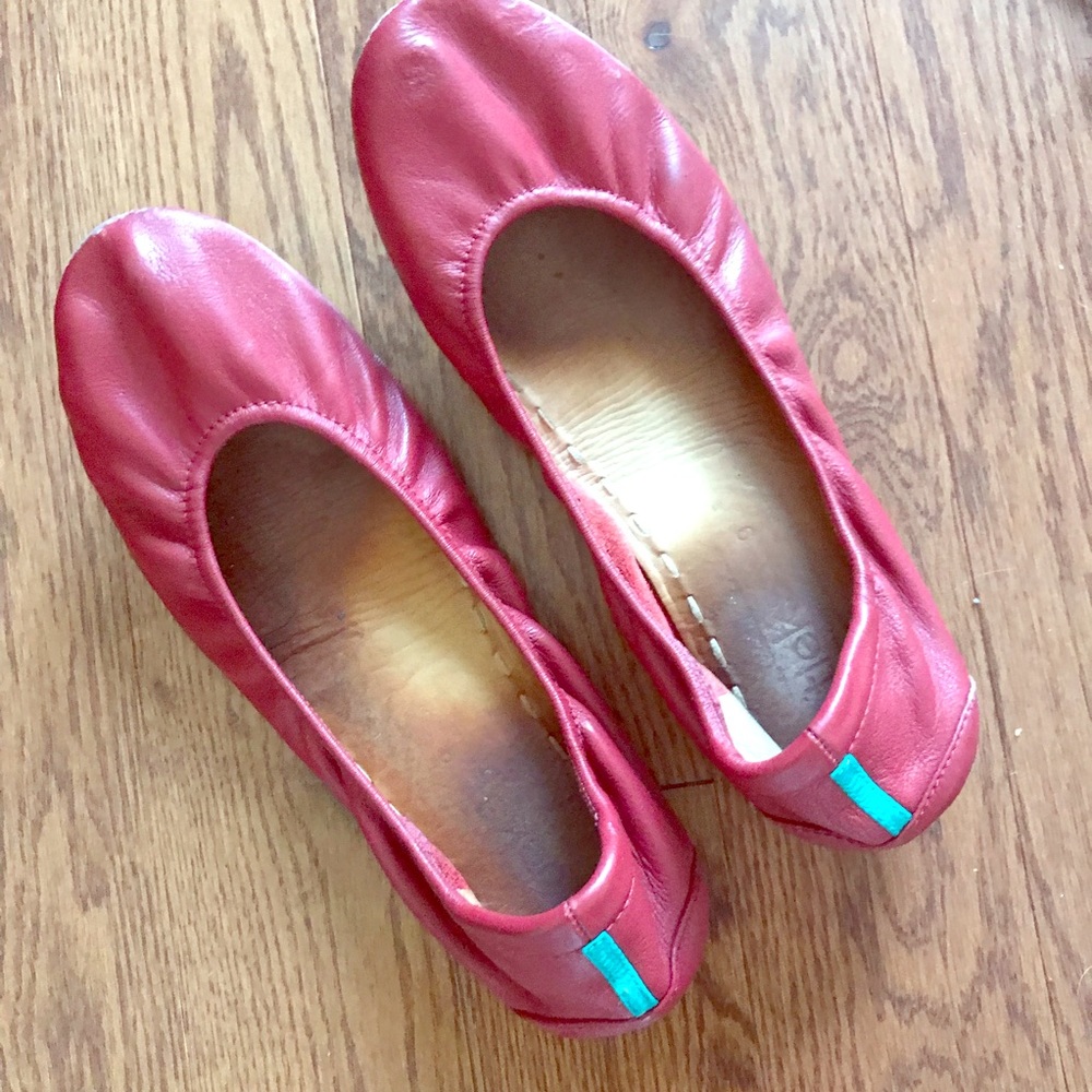 Cardinal Red Tieks, size 9